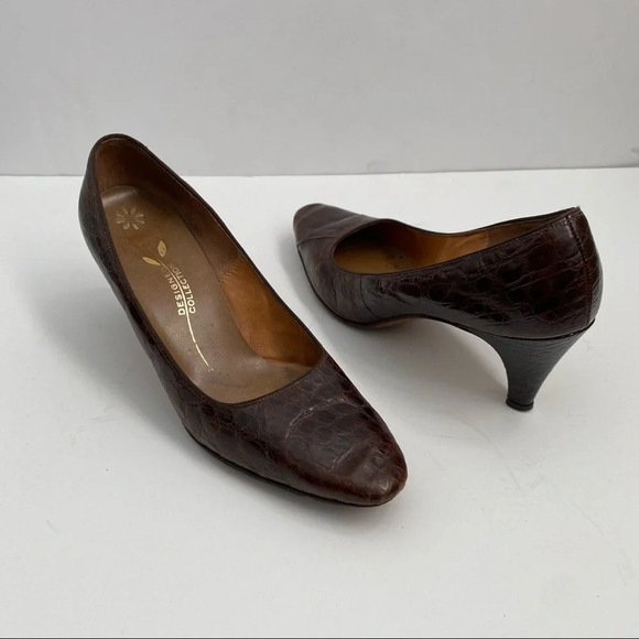 Vintage Designer Collection Brown Leather Short Heels - Picture 10 of 16